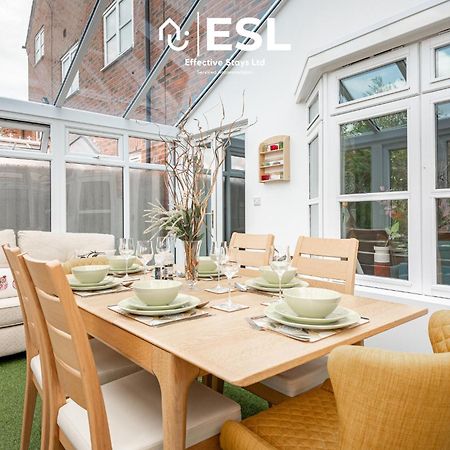 4 Bedroom Townhouse 10Mins Walk From Shrewsbury Town Centre With Parking Экстерьер фото